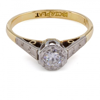 18ct gold & Platinum Diamond solitaire Ring size K